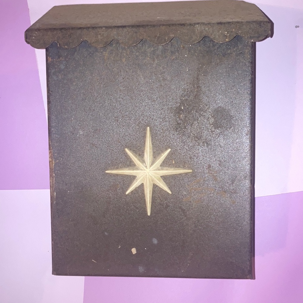 Mid-century Modern Metal Mailbox - GOOD FIND!